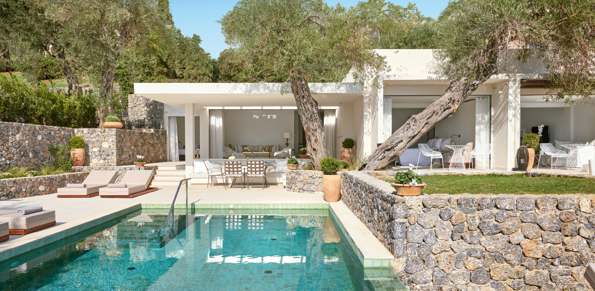 03-dream-villa-beachfront-private-pool-architecture